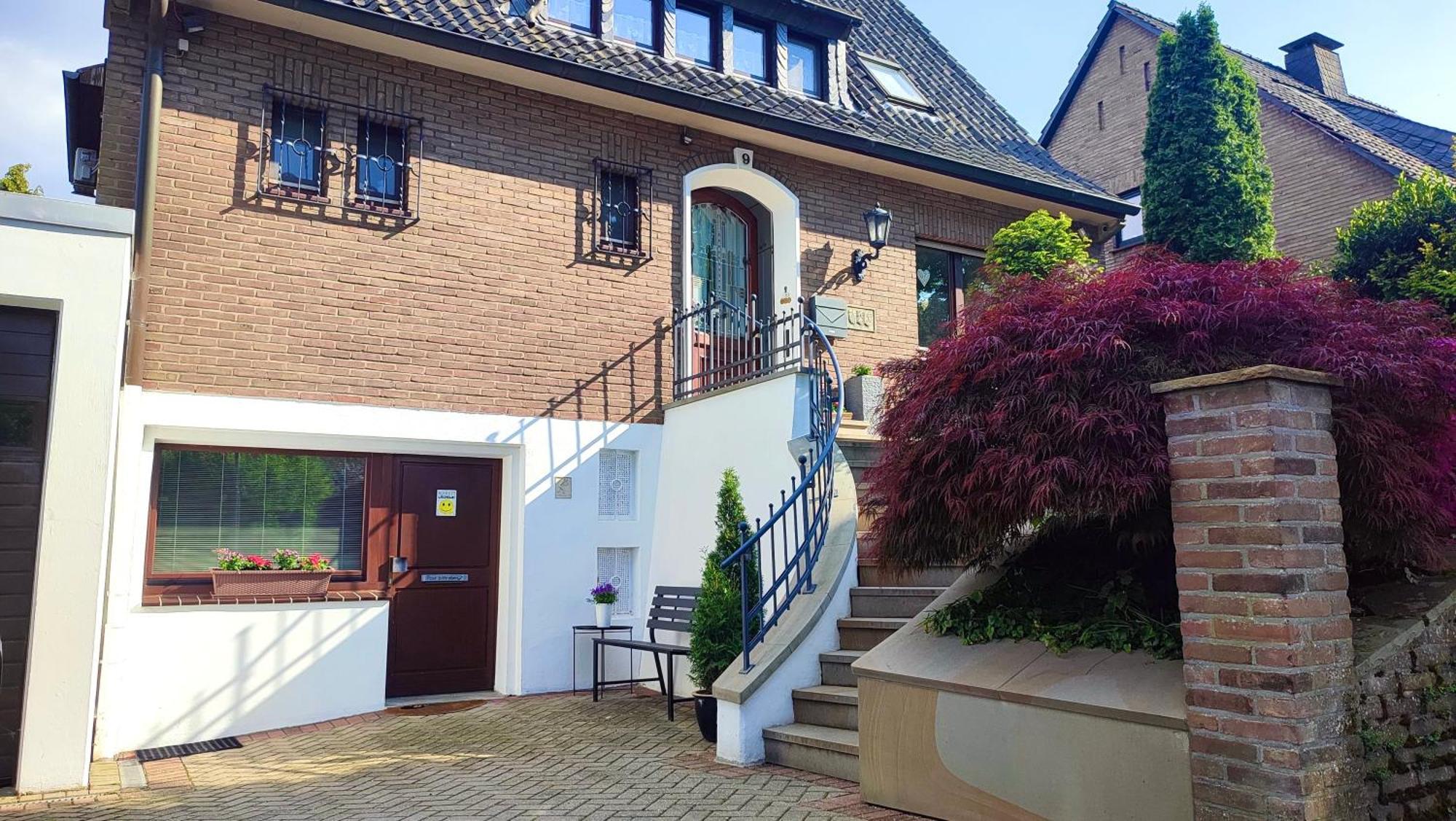 Xanten Basement Suite エクステリア 写真